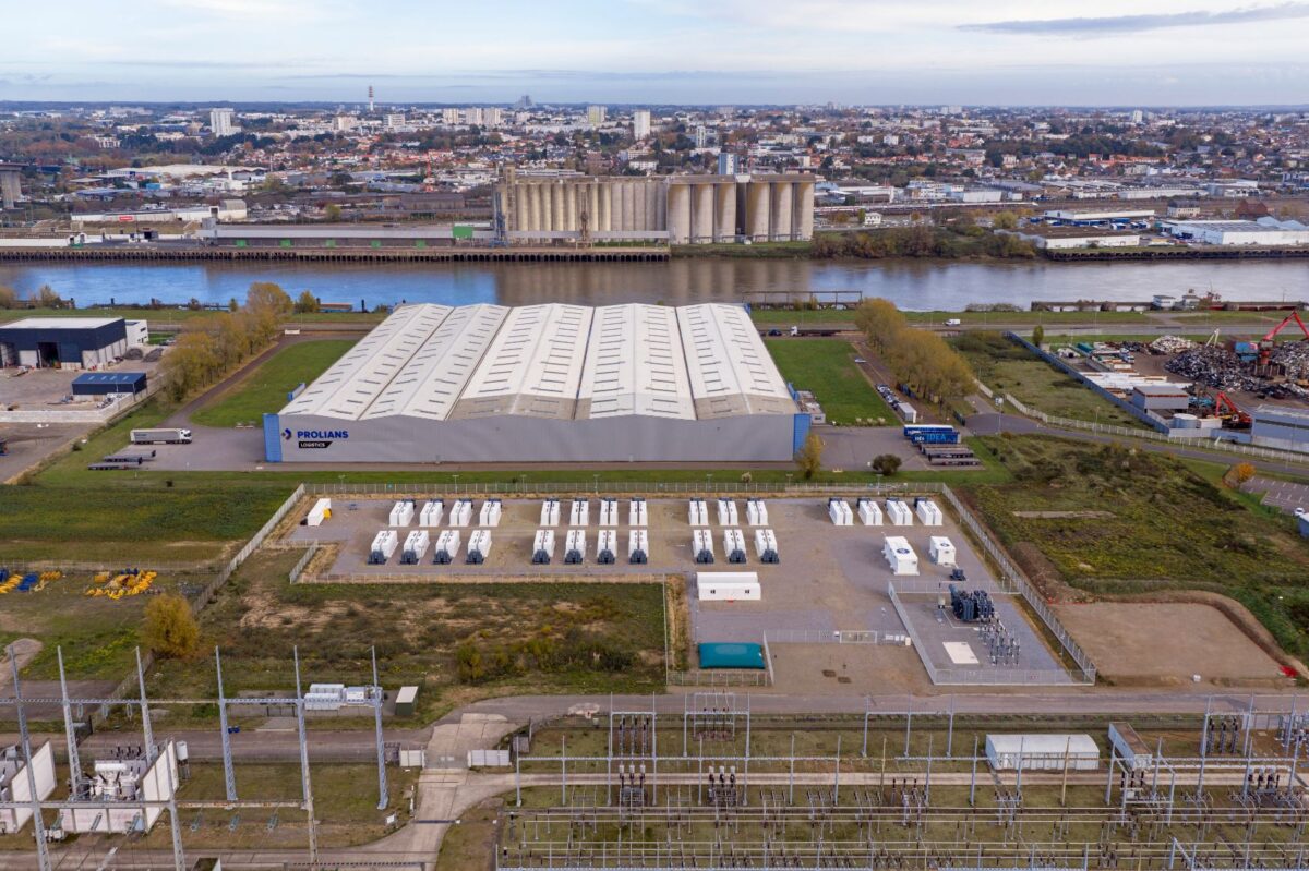 Parc de stockage d'électricité par batteries (BESS) d'Harmony Energy à Nantes