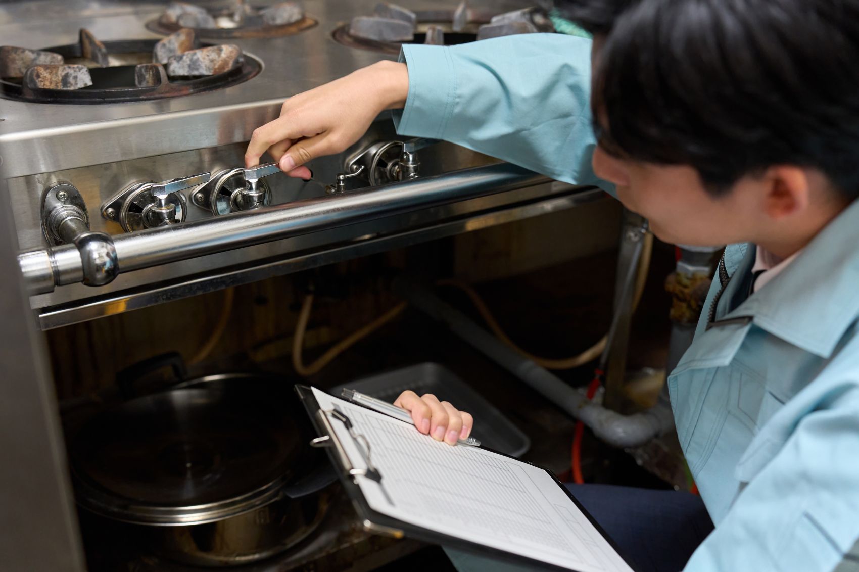 10 actions concrètes pour réduire la consommation énergétique de votre restaurant en 2026